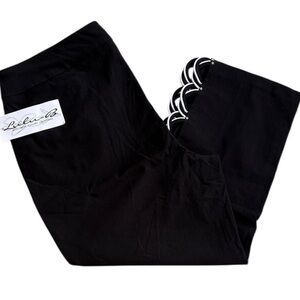 NWT Lulu-B Calf Accent Capris Black Size 16